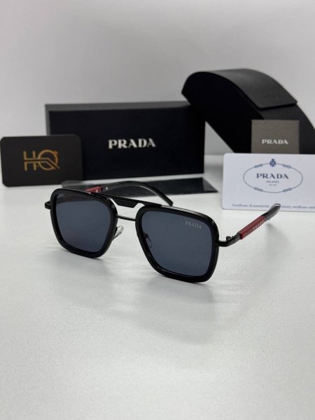 משקפי שמש גבריים של פראדה